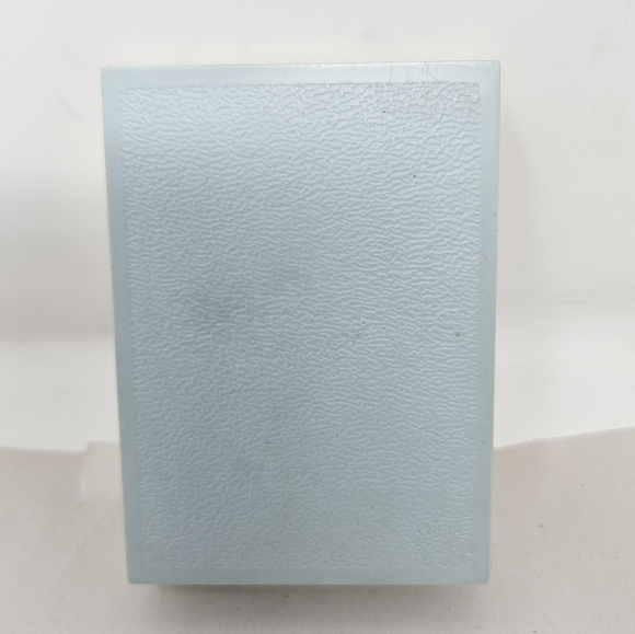 Vintage Iridescence Intaglio Praying Hands Brooch Pin Gold Tone - Picture 3 of 9